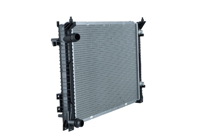 NRF 51586 Variklio aušinimo radiatorius