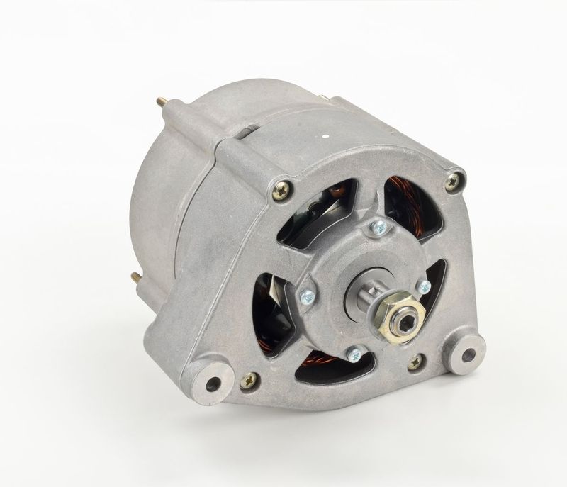 BOSCH 0120469585 Alternator
