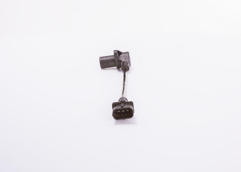 BOSCH 0 281 002 410 Sensor, crankshaft pulse