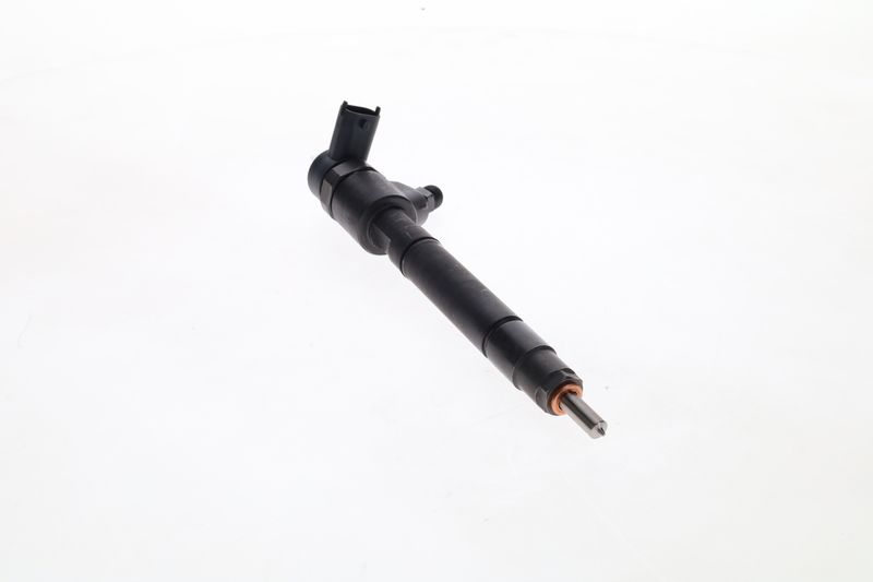 Injector 0 445 110 706 BOSCH