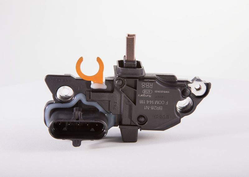 BOSCH generátor szabályozó F 00M 144 118