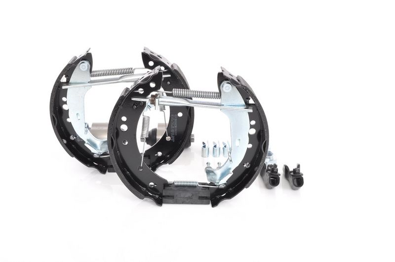 BOSCH 0 204 114 613 Brake Shoe Set