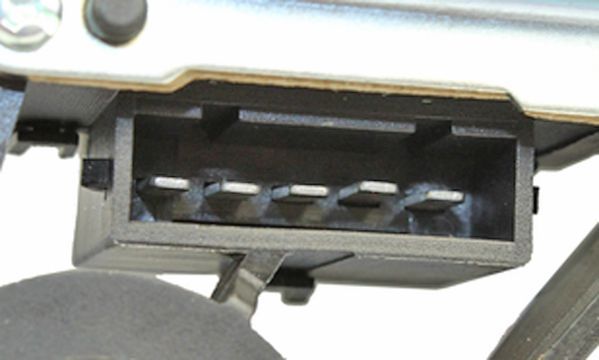 Prekės atitinka OEM kodą: 7LA955711